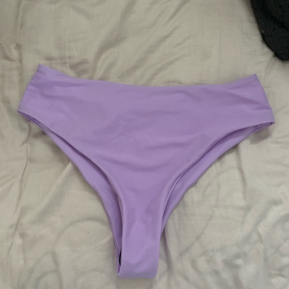 High waisted purple bikini bottoms !!